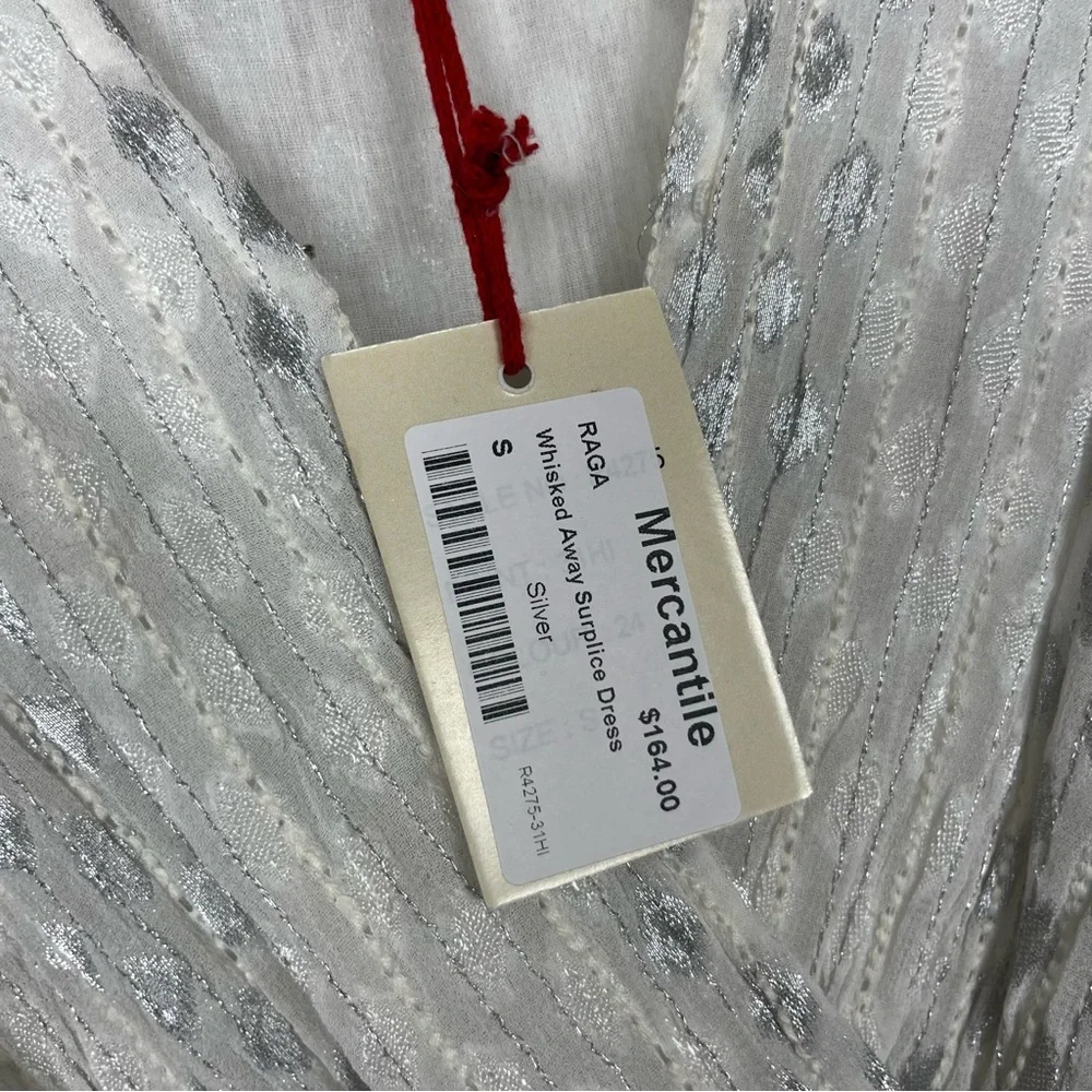 NWT ANTHROPOLOGIE RAGA WHISKED AWAY SURPLICE DRESS IN SILVER WHITE SIZE SMALL - Picture 14 of 15